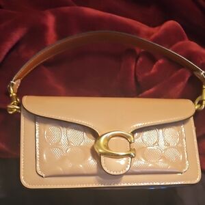 Coach Tan Shoulder Bag with Sleek Design